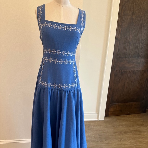 Gul Hurgel long blue dress with embroidery, size SMALL - Picture 2 of 4
